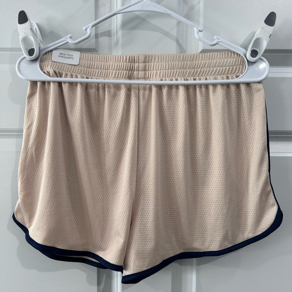NWT Victoria's Secret PINK Mesh Tech Gym Shorts Dusty Iris Sz M Workout Running - Picture 2 of 9